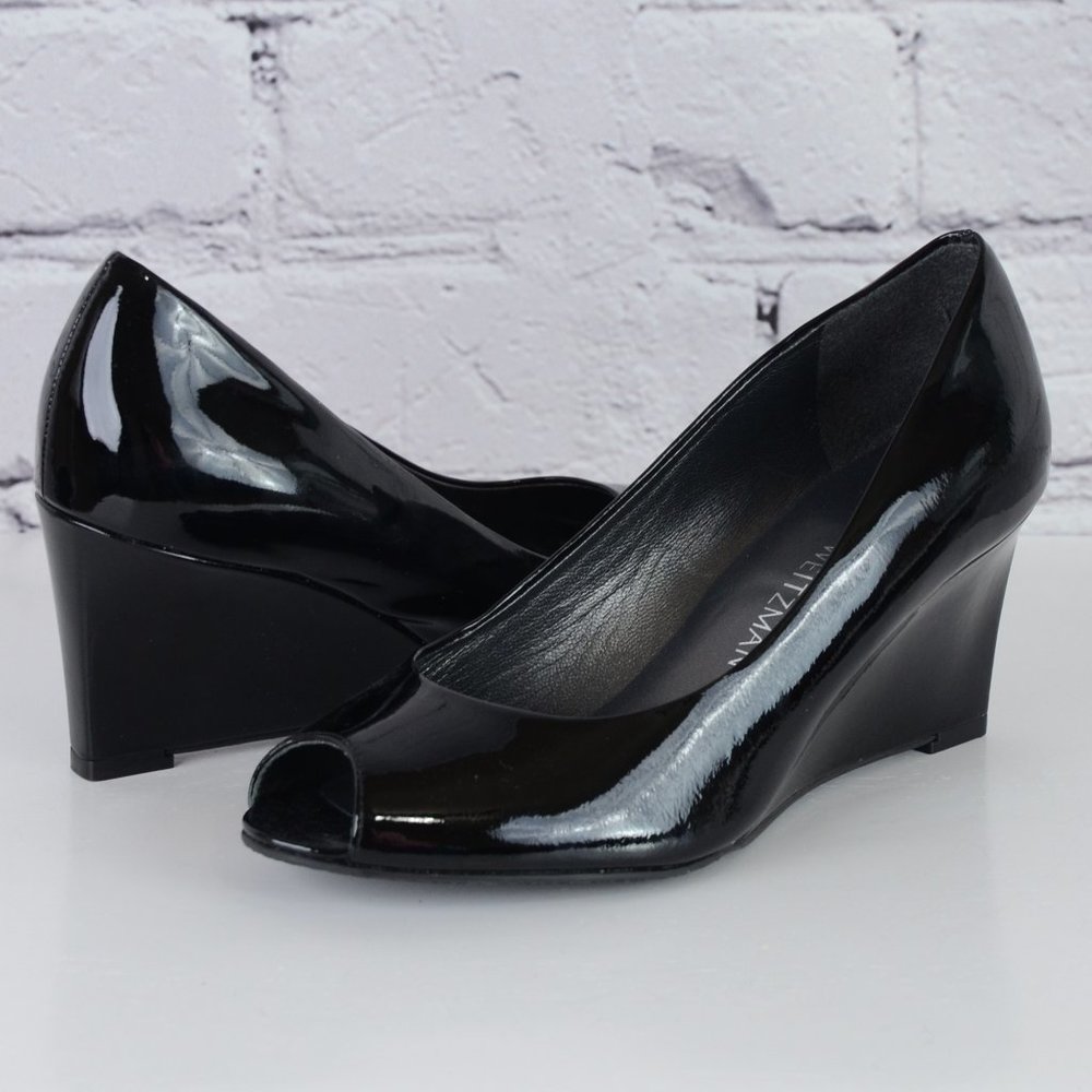 NEW! STUART WEITZMAN Patent Peep Toe Wedge Pump